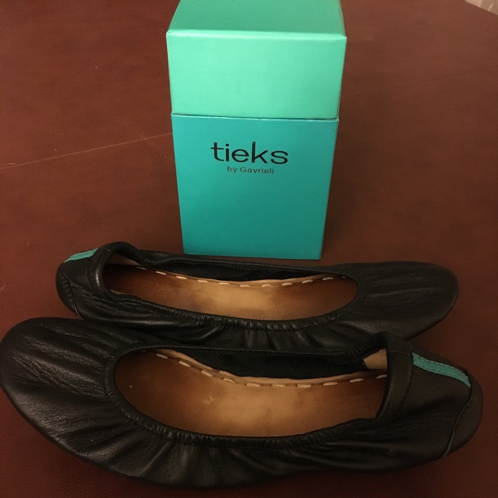 Tieks Matte Black size 7